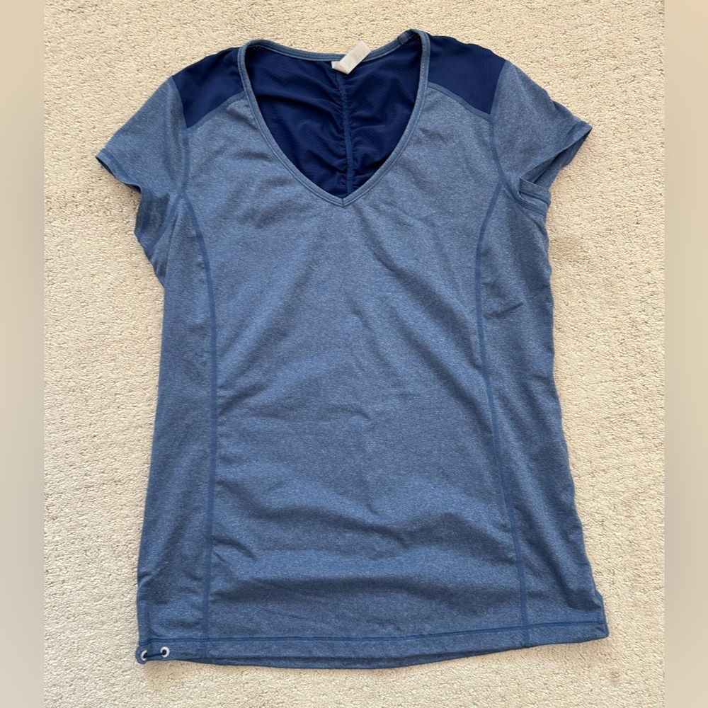 Women’s Lucy athletic shirt